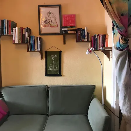 En Pleno Centro En Piso A Compartir Con La Anfitriona Y Su Gata Alloggio in famiglia La Coruña