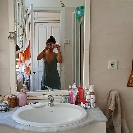 En Pleno Centro En Piso A Compartir Con La Anfitriona Y Su Gata Alloggio in famiglia